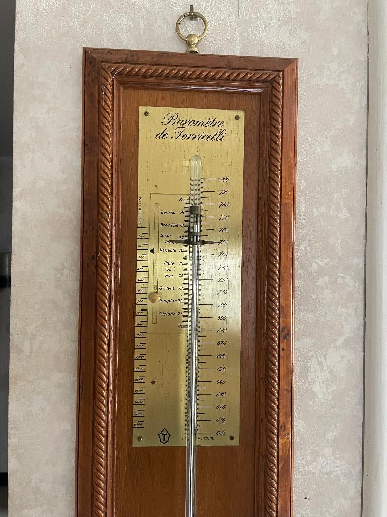 Baromètre long de Torricelli - station météorologique, Enlèvement, Station météo