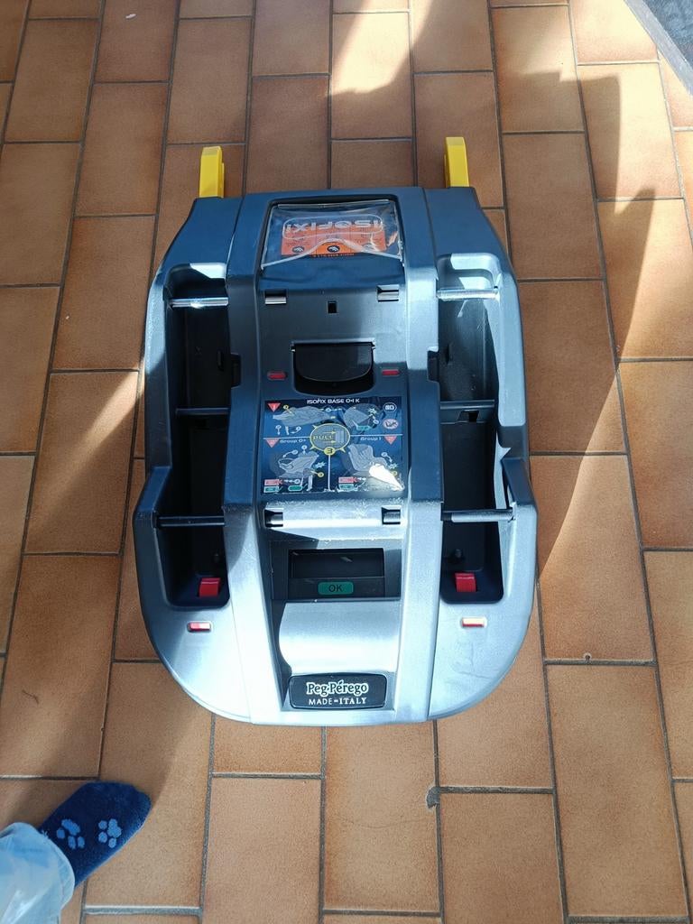 Isofix peg perego, Ophalen