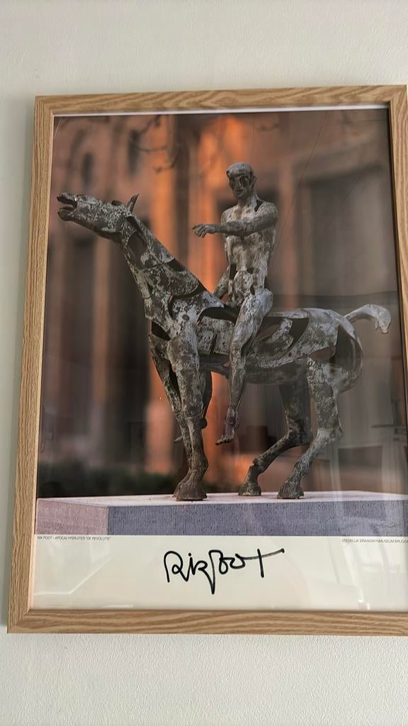 Apocalysruiter De Revolutie, Ophalen