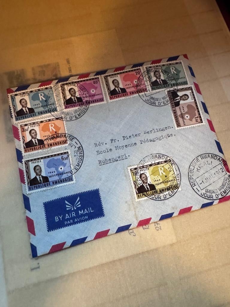 Indrukwekkende postzegelverzameling van over de hele wereld., Postzegels en Munten, Postzegels | Volle albums en Verzamelingen