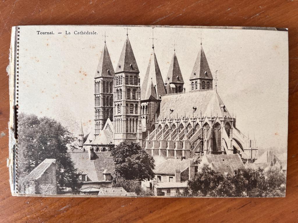 Carnet 10 cartes postales Cathédrale de Tournai, Collections, Cartes postales | Belgique, Enlèvement ou Envoi