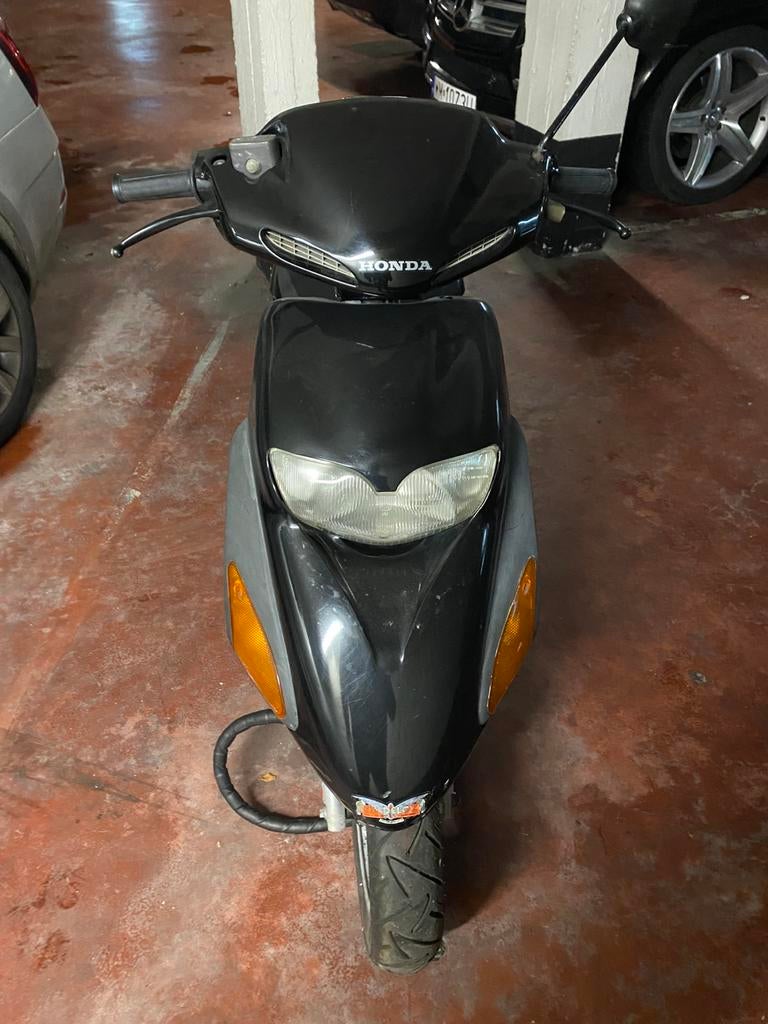 Scooter Honda SFX 50cc 15170km jaar 2002, Ophalen, Zo goed als nieuw