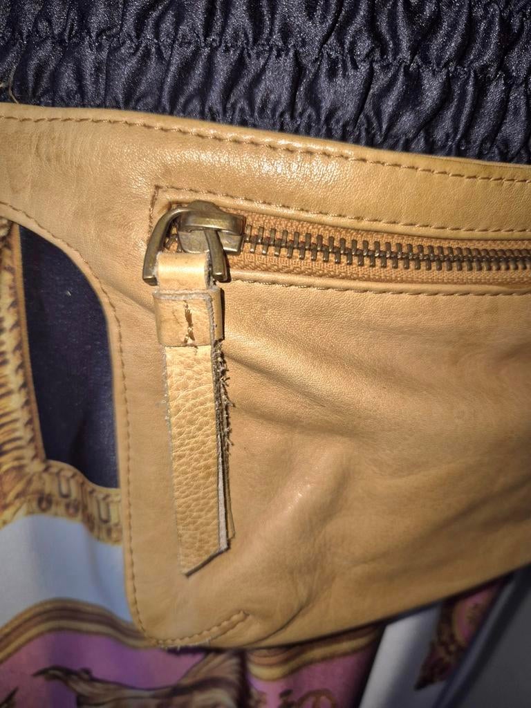 Nouveau sac banane Legend, Enlèvement ou Envoi