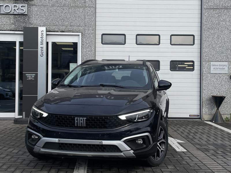 Fiat Tipo Cross, Auto's, Fiat, Automaat, 1498 cc, Overige brandstoffen, Zwart