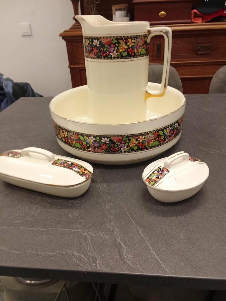 Ensemble de toilette vintage, Enlèvement