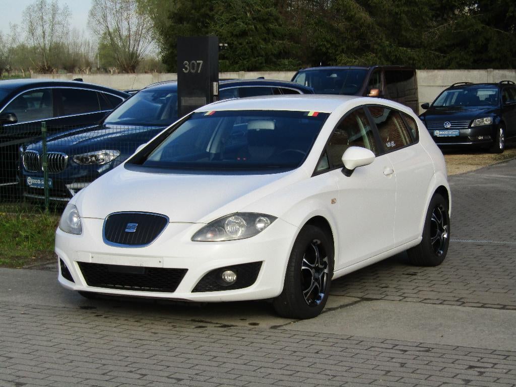 Seat Leon 1.6 TDI, Auto's, Seat, Voorwielaandrijving, Euro 5, Stof, Zwart