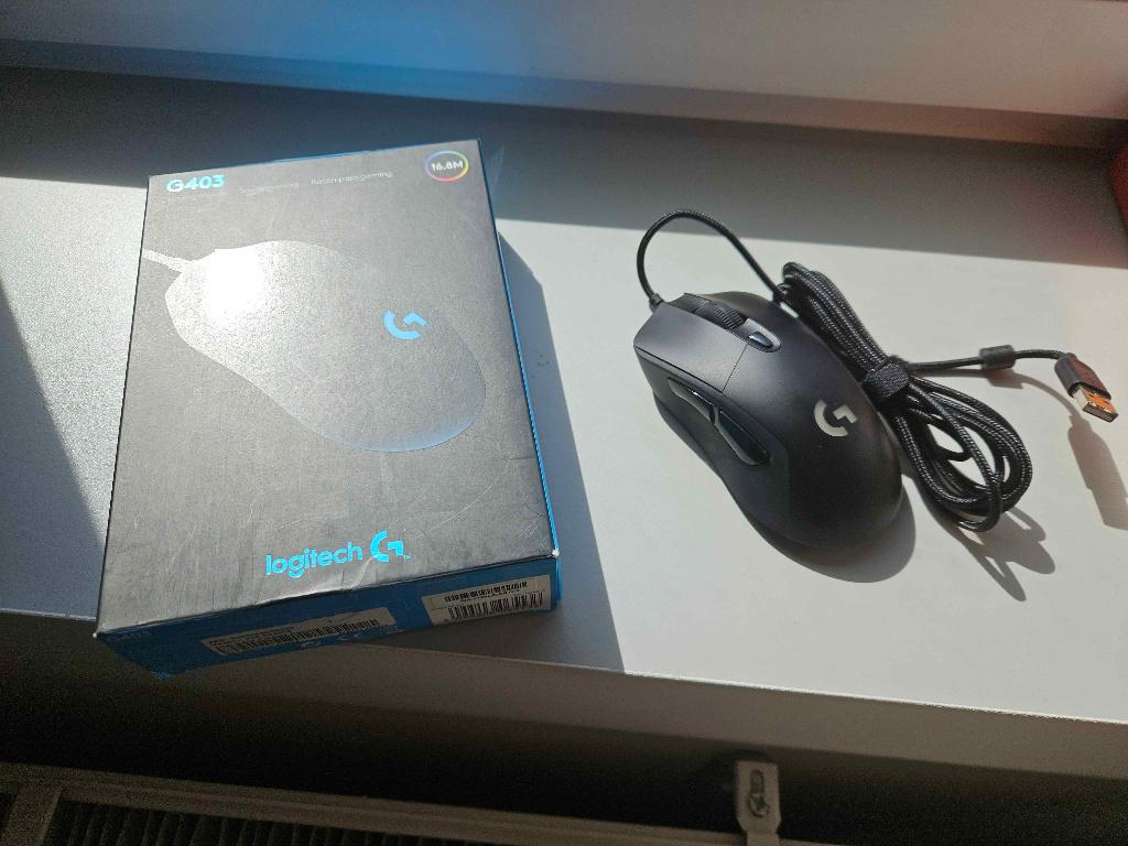 Logitech 403 bekabelde muis, Computers en Software, Muizen, Rechtshandig, Muis, Gebruikt, Ophalen of Verzenden