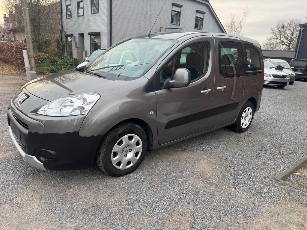 Peugeot Partner Tepee 1.6 e-HDi,Automatique,1er propriétaire, Autos, Achat, Entretenue par le concessionnaire, 5 portes, Automatique