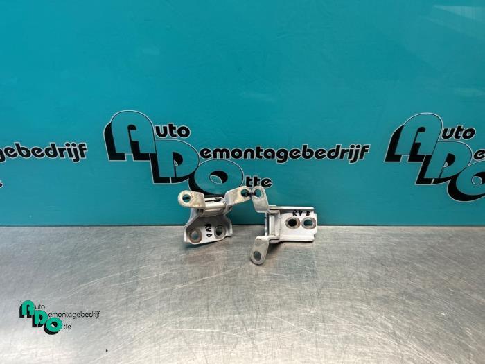 Scharnier deur rechts-voor van een Opel Karl (Karl 15-), Gebruikt, -, -, Opel