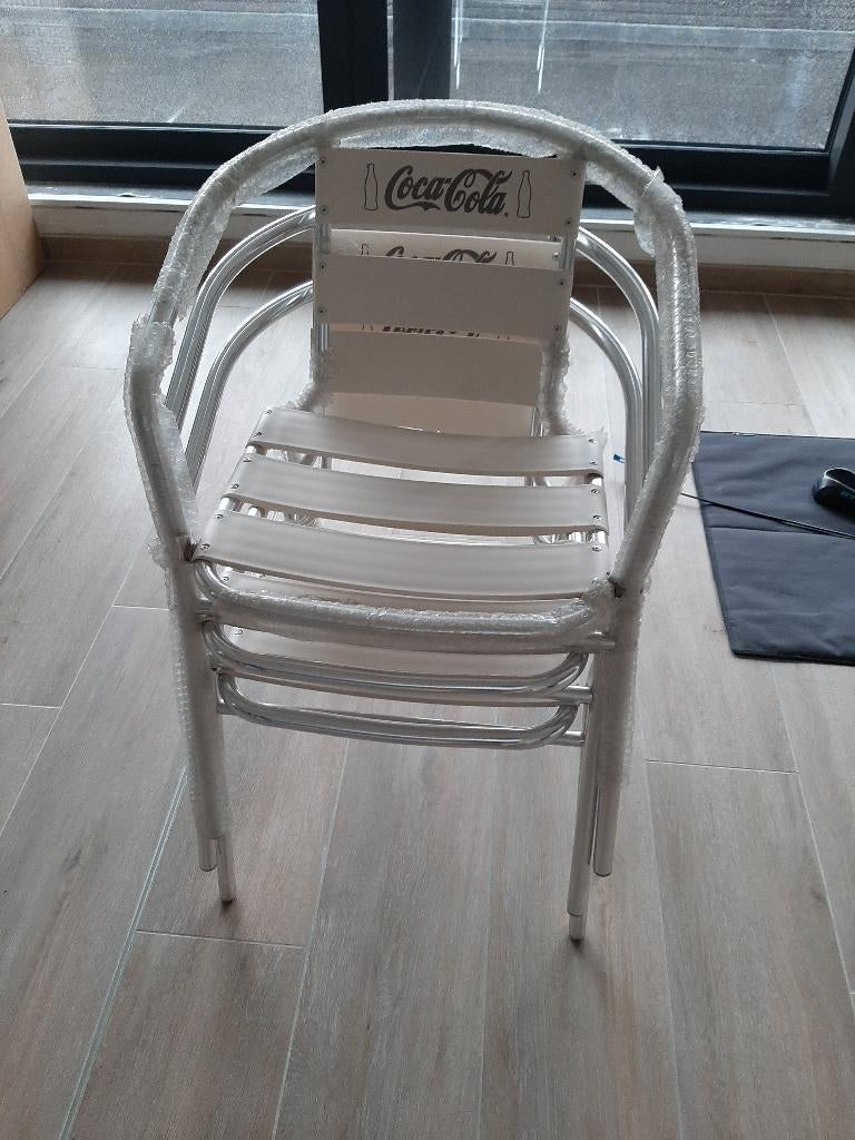 Tuinset Coca-Cola - NIEUW, Tuin en Terras, Ophalen, 4 zitplaatsen, Tuinset, Nieuw