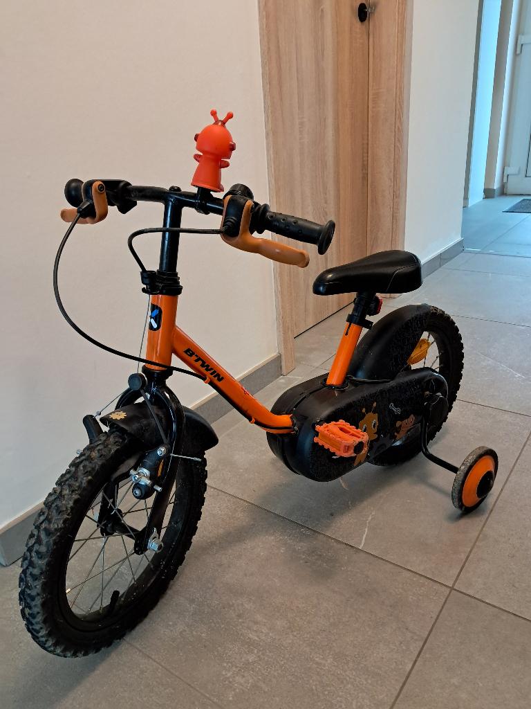 Vélo enfant 14 pouces B’Twin Decathlon (3–5 ans), Stabilisateurs, Enlèvement, Utilisé, BTwin Décathlon