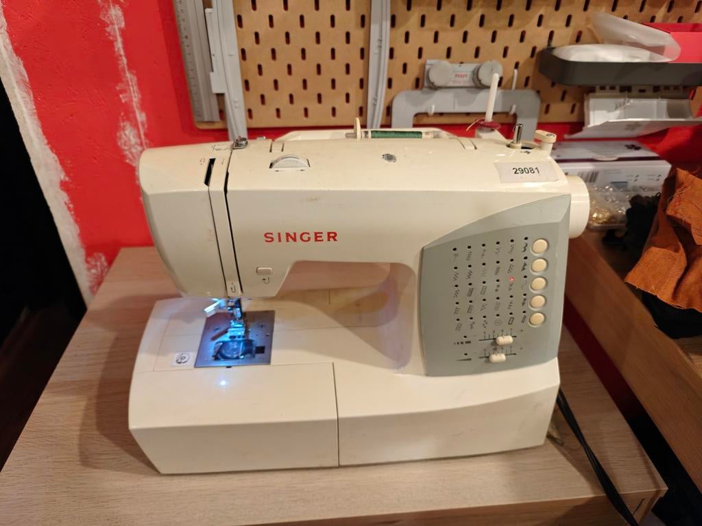 Singer naaimachine 7422, Hobby en Vrije tijd, Naaimachines en Toebehoren, Gebruikt, Naaimachine, Singer, Ophalen of Verzenden