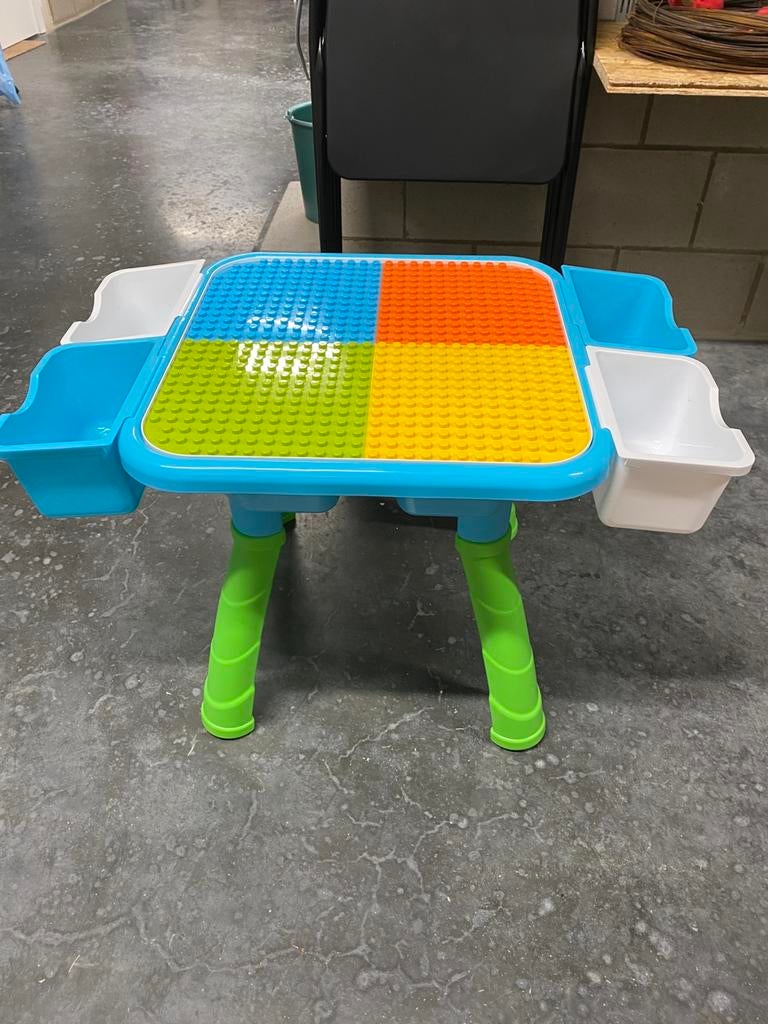 Duplotafel met 1 stoeltje, Kinderen en Baby's, Speelgoed | Speeltafels, Zo goed als nieuw, Ophalen