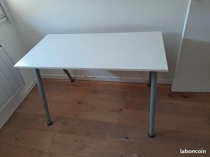 bureau ikea thyge, IKEA