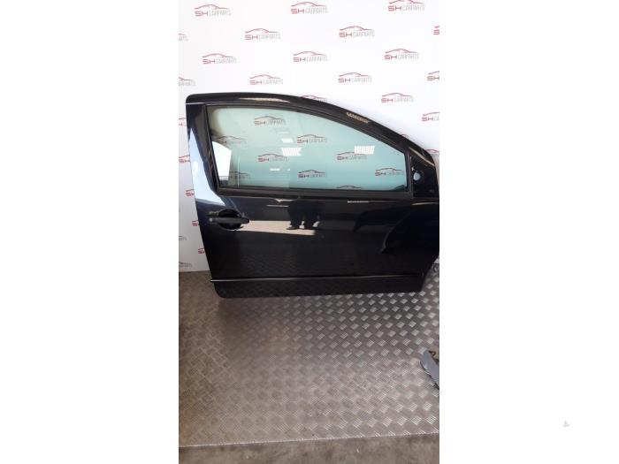 Portière 2portes droite d'un Citroen C2 (EXL), -, 3 mois de garantie, Utilisé, Porte