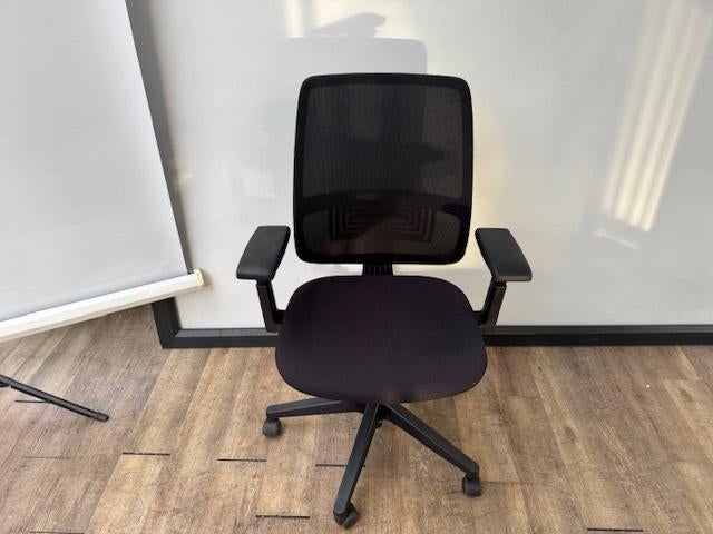 Haworth Comforto mesh, Enlèvement, Noir