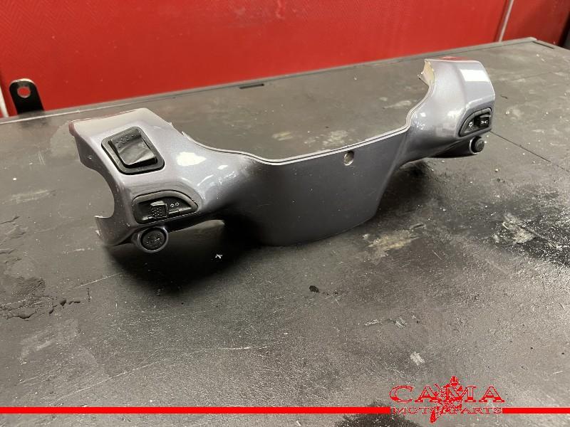 COCKPIT PANEL Piaggio Skipper 125 (01-1970/-), Motos, Dhr. S. di Majo, Utilisé, Info@cama-motorparts.nl, P.J. Troelstraweg 8 8
3144 CX  MAASSLUIS, NL