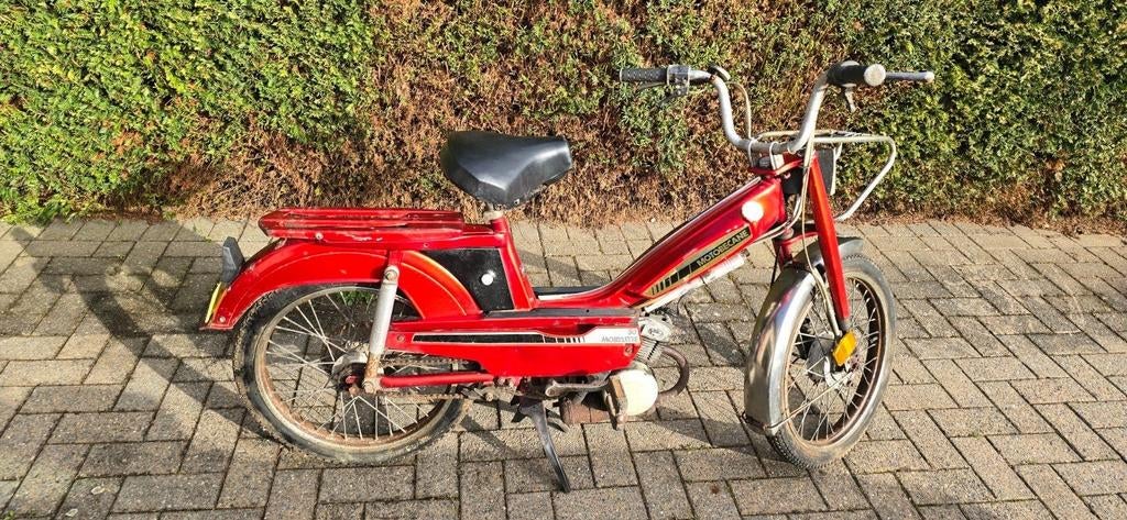 Motobecane voor opmaak te koop, Fietsen en Brommers, Brommers | Puch, Ophalen