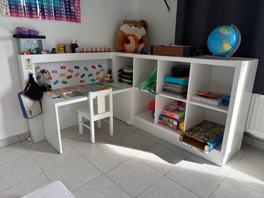 Leuk kinderbureaumeubel, Kinderen en Baby's, Kinderkamer | Inrichting en Decoratie, Gebruikt, Ophalen