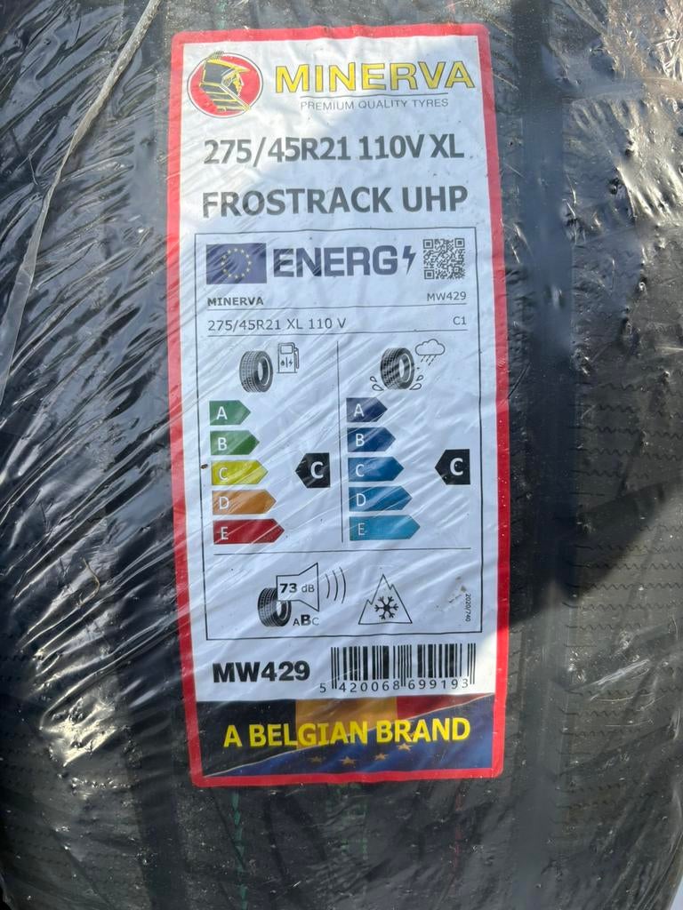 4 Pneus Neufs Hiver Minerva 275/45-21, Autos : Pièces & Accessoires, Neuf, Pneus hiver, 275 mm, 21 pouces