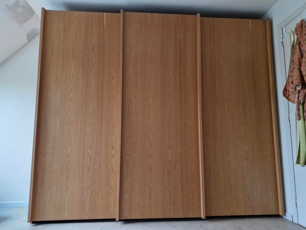 Zeer kwalitatieve houten kleerkast met schuifdeuren (Behr), Huis en Inrichting, Kasten | Kleerkasten, 200 cm of meer, 200 cm of meer