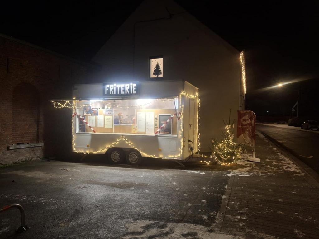 Remorque friterie, Articles professionnels, Horeca | Food, Congélateur, Enlèvement ou Envoi