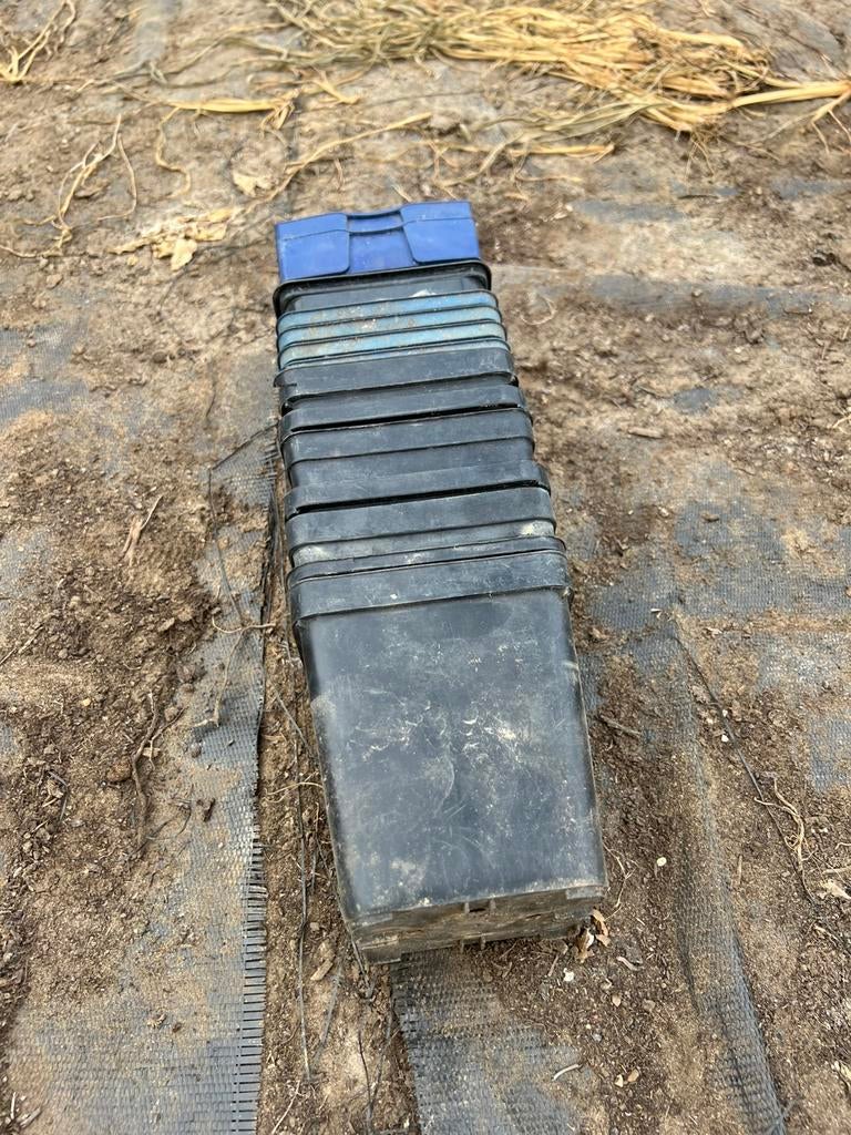 vierkante kweekpotten bloempotten 11 x 12 cm, Tuin en Terras, Bloempotten, Kunststof, Vierkant, Ophalen of Verzenden, Zo goed als nieuw