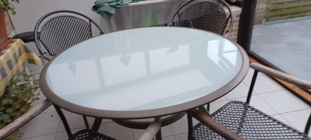Stevige tuintafel met 4 stoelen, Tuin en Terras, Tuintafels, Ophalen, Gebruikt, Rond, Metaal