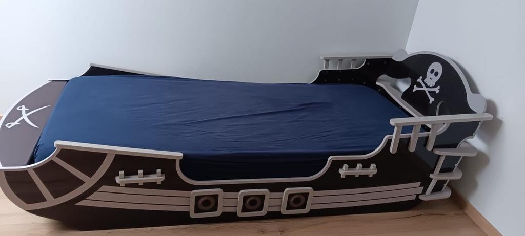 Piratenbed 90x200 incl matras, 85 tot 100 cm, Zo goed als nieuw, 180 cm of meer, Ophalen