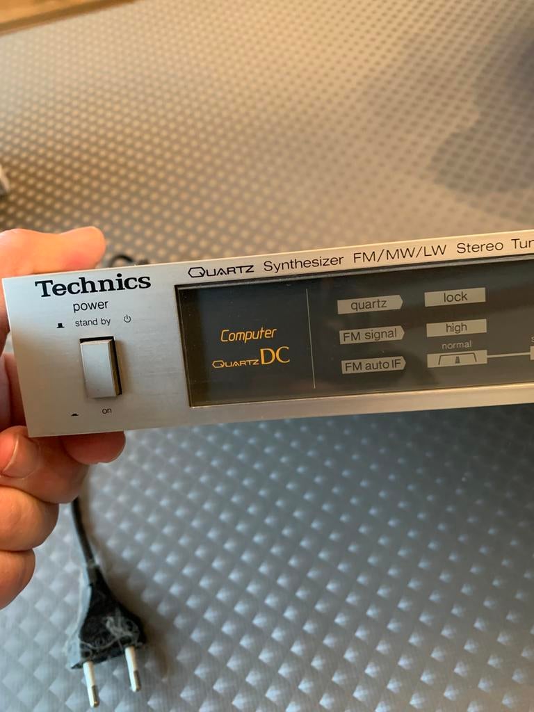 Technics Quartz Synthesizer, Ophalen, Gebruikt