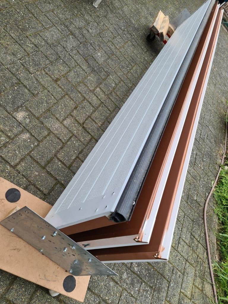 3 delen voor sectionale poort, Doe-het-zelf en Bouw, Ophalen