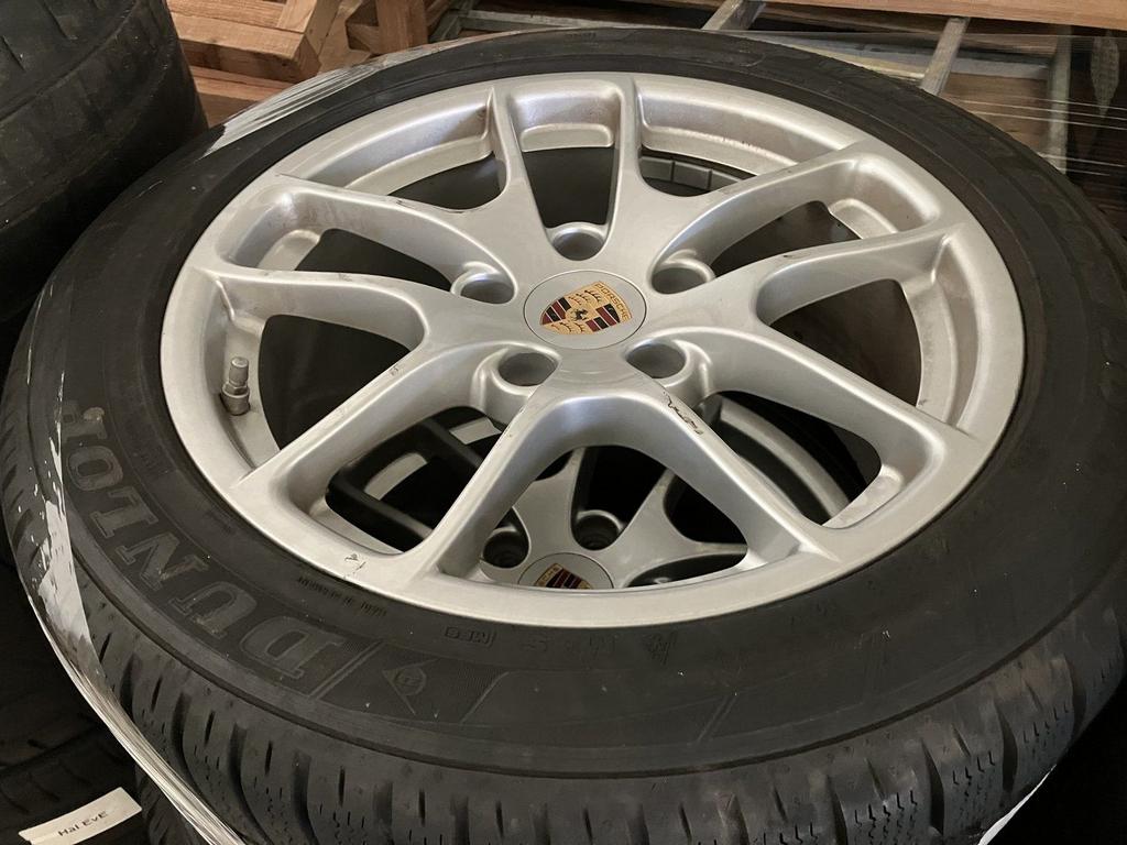 Originele 18 inch Porsche Cayenne velgen + Pirelli, Dunlop o, Auto-onderdelen, Ophalen, 18 inch, Gebruikt, 255 mm