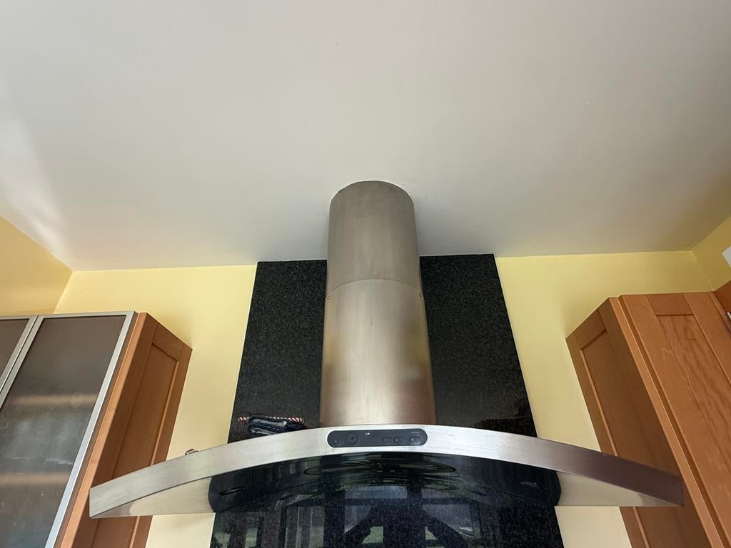 Een design dampkap deinze, Elektronische apparatuur, Afzuigkappen, Ophalen, Zo goed als nieuw