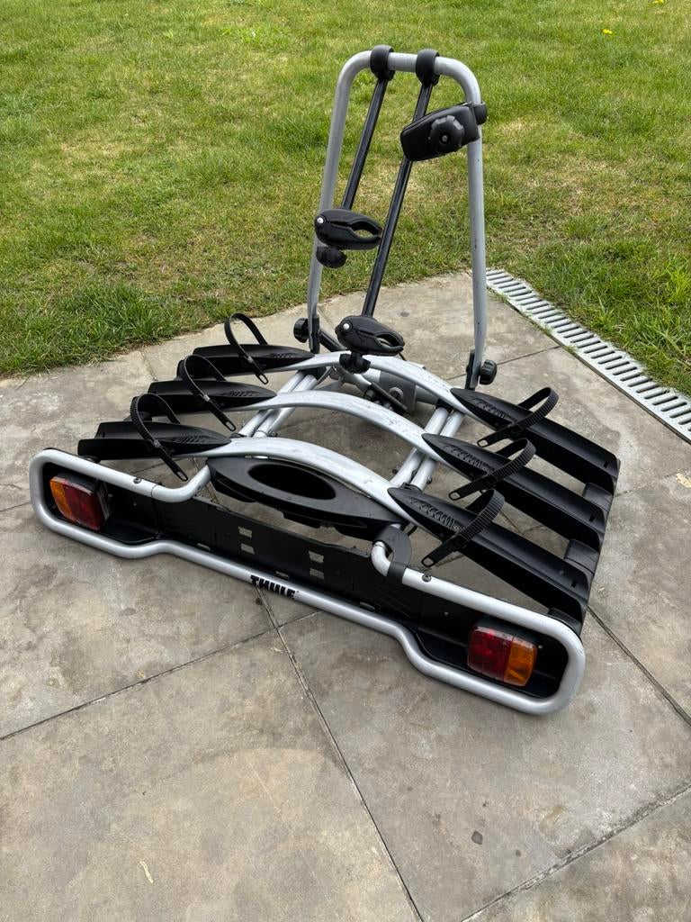 Thule fietsendrager 3 fietsen, Auto diversen, Fietsendragers, Ophalen, 3 fietsen of meer, Zo goed als nieuw, Trekhaakdrager