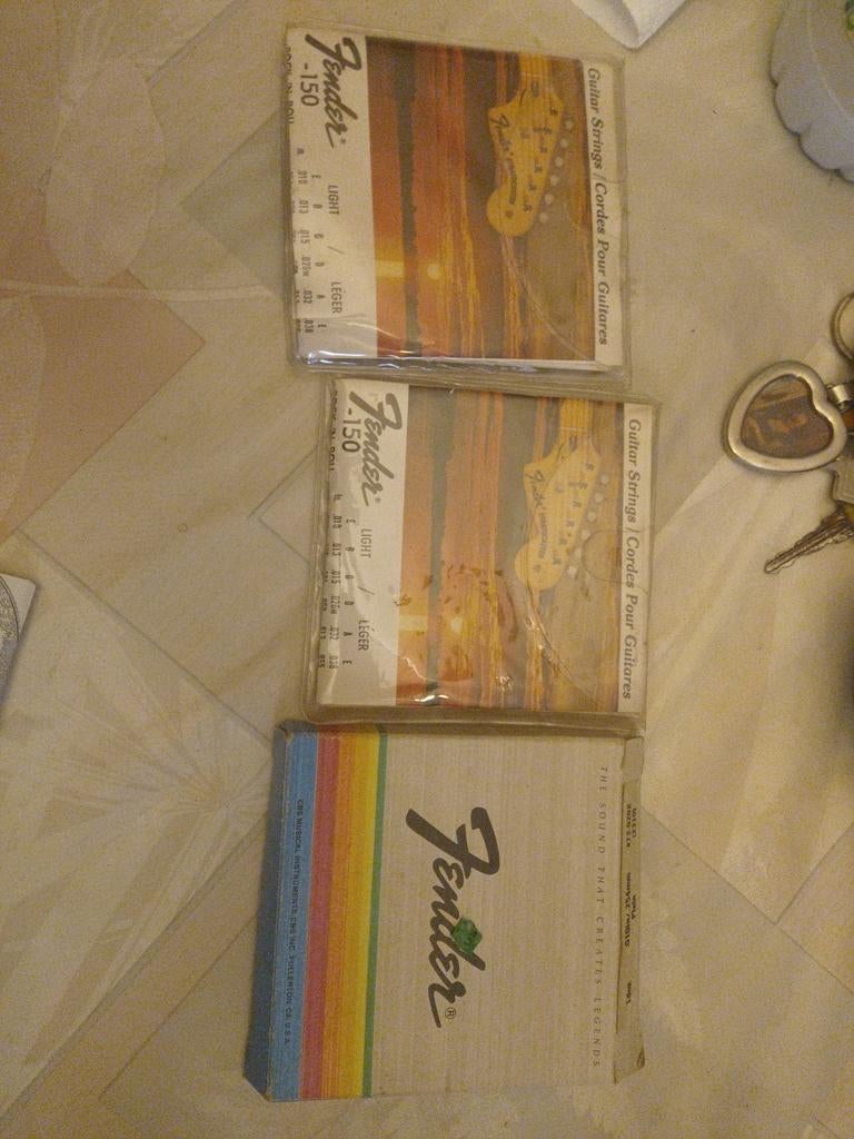 Fender gitaar snaren, Muziek en Instrumenten, Snaarinstrumenten | Gitaren | Elektrisch, Ophalen of Verzenden, Fender