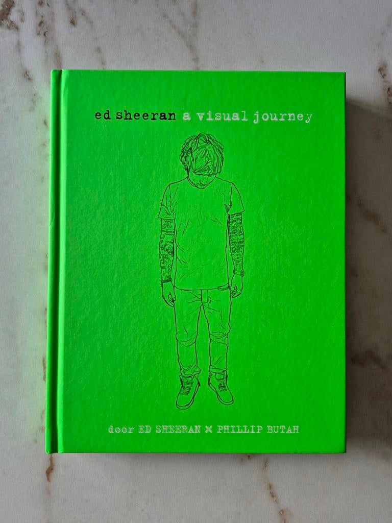 Ed Sheeran - A visual journey, Ophalen of Verzenden, Nieuw