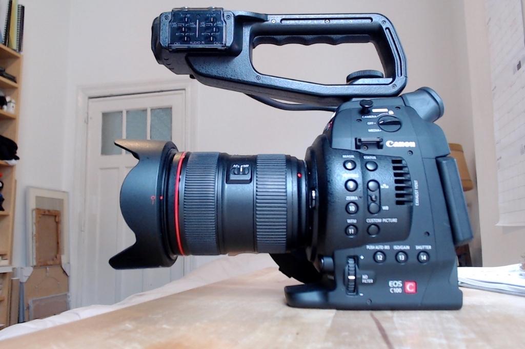 caméra caméscope Canon EOS C100, TV, Hi-fi & Vidéo, Caméscopes numériques, Full HD, Enlèvement ou Envoi, Canon, Caméra