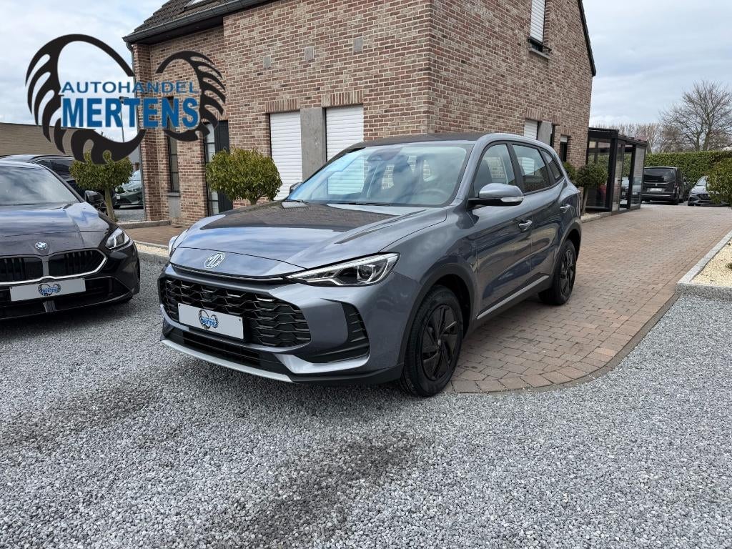 MG ZS 1.5i Comfort 115PK NAV CARPLAY CAM NEW/MODEL 0KM, Autos, MG, Argent ou Gris, Achat, Détection des panneaux routiers, Euro 6