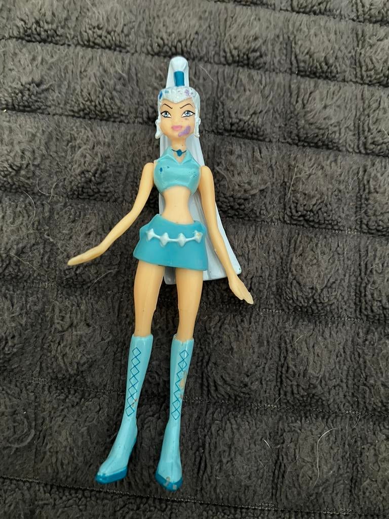Popje Icy 8 cm winx club magical minis, Ophalen of Verzenden, Gebruikt