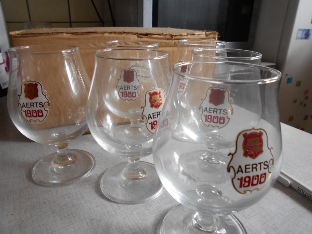 6 verres speciale Aerts anciens, Ophalen