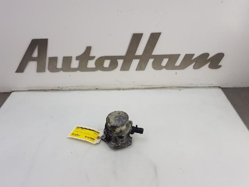 VACUUM POMPE DIESEL Renault Clio IV Estate / Grandtour (7R), Utilisé, Renault