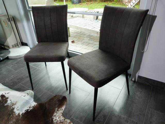2 nieuwe stoelen in grijze alcantara, Maison & Meubles, Chaises, Enlèvement, Noir
