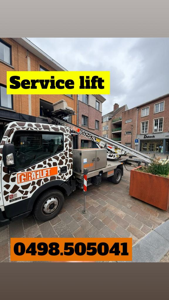 Service lift transport