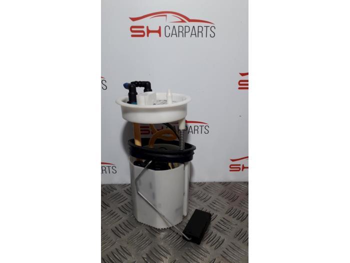 Pompe carburant électrique d'un Volkswagen Polo, Autos : Pièces & Accessoires, Volkswagen, -, 3 mois de garantie, Utilisé