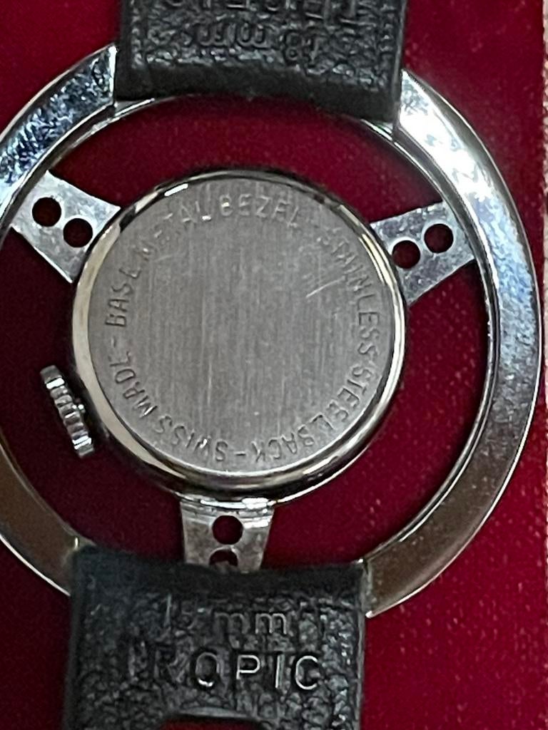 Vintage horloge bmw 1970, Handtassen en Accessoires, Horloges | Heren, Overige merken, Leer, Staal, Polshorloge