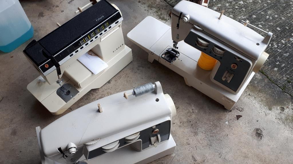 3 Machines à coudre SINGER, Enlèvement, Utilisé, Machine à coudre, Singer