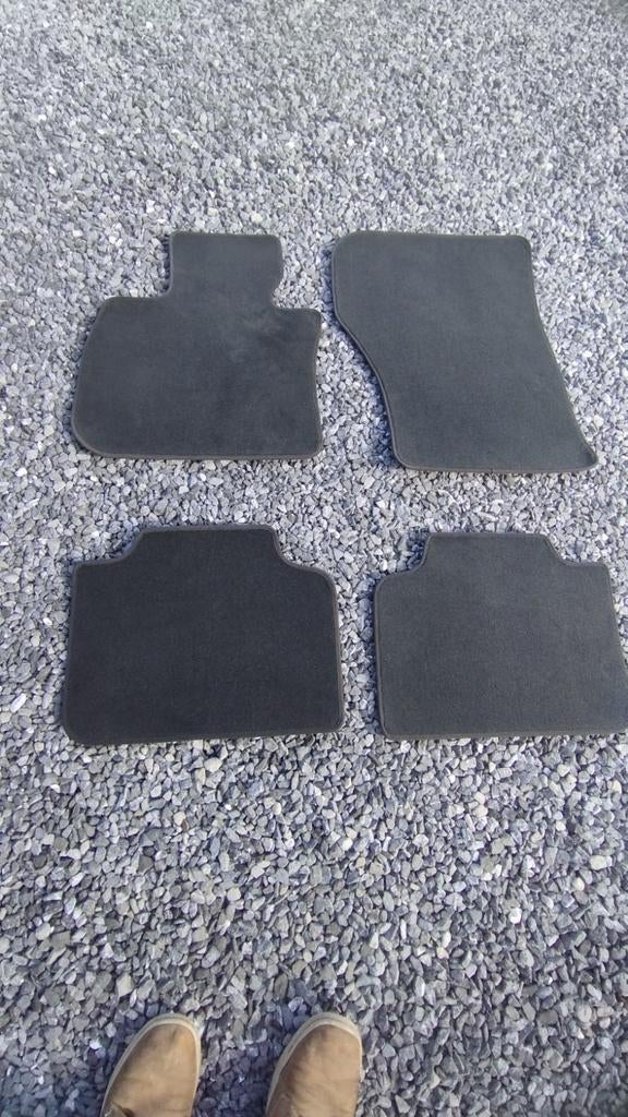 Tapis pour BMW active tourer a partir de 2023.