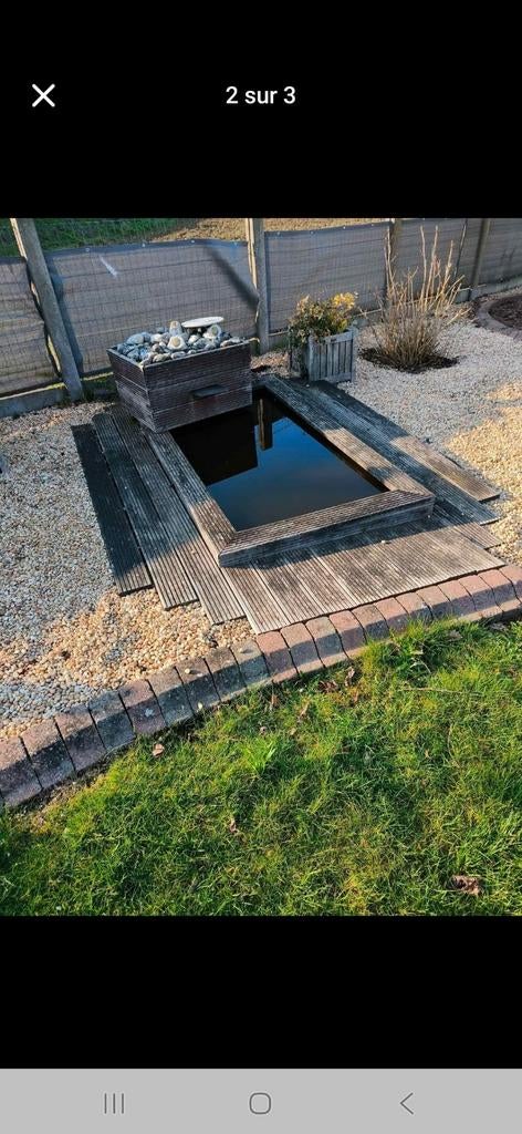 Etang 2m sur 1m  complet pompe bache et bankerai  a discuter, Ophalen of Verzenden, Zo goed als nieuw