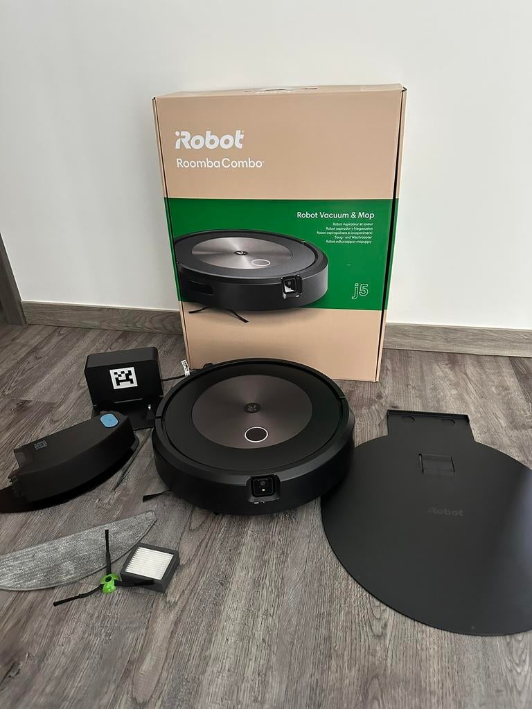 IRobot Romba Combo J5, Réservoir, Comme neuf, Aspirateur robot, Enlèvement
