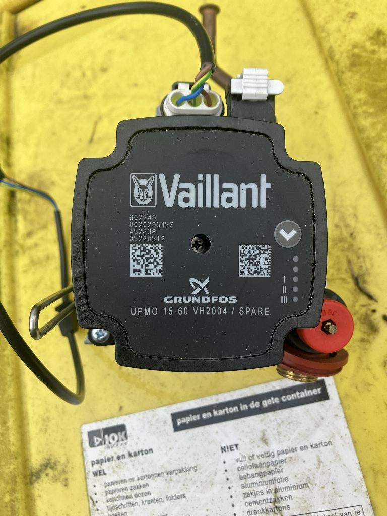 CV pomp Vaillant Ecotec VCW, Bricolage & Construction, Chauffage & Radiateurs, Moins de 60 cm, Comme neuf, Envoi, Moins de 30 cm